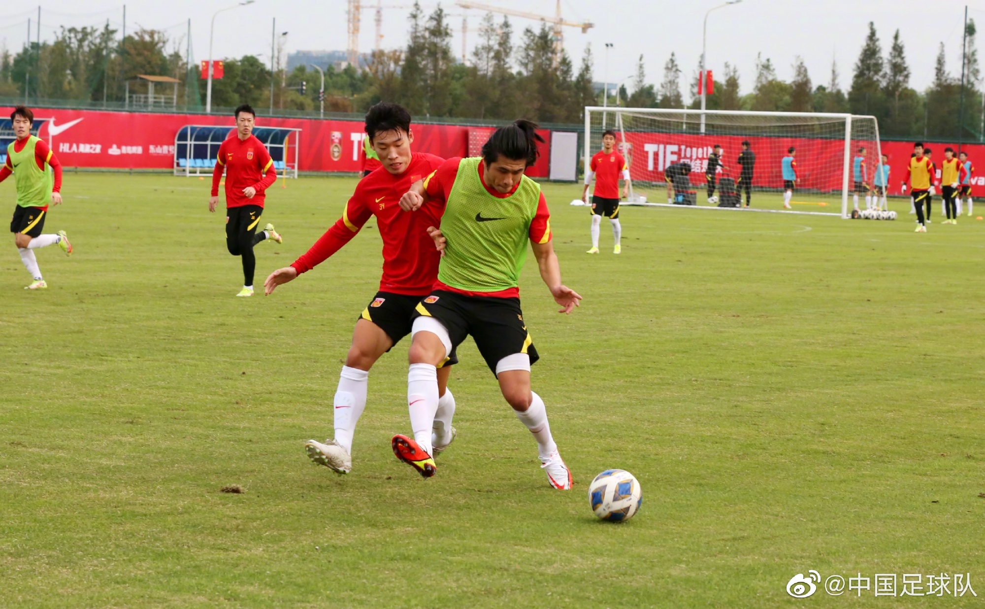 开云体育APP关于足总杯加时末段再迎强敌，广州队单刀错失，主帅态度——气氛紧张，医务组通报恢复的信息